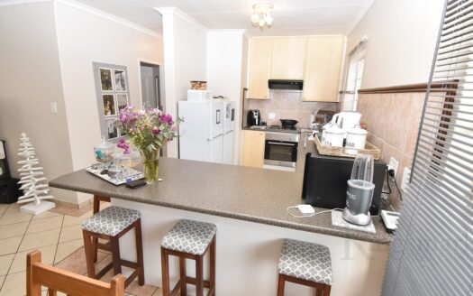 Two bedroom two bathroom near Menlyn
