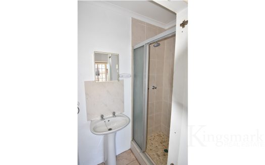 Two Bedroom Simplex with Study