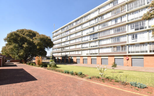 Two Bedroom Apartment in Elarduspark
