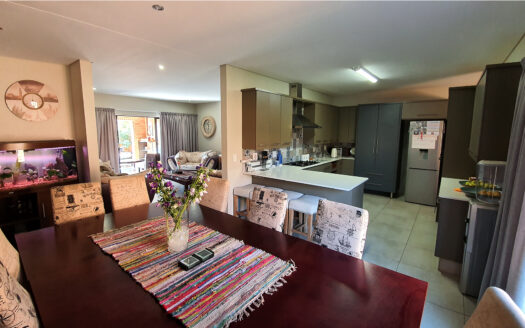 Spacious Three Bedroom in upmarket complex