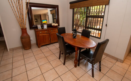 Two Bedroom Two Bathroom Townhouse with Double Garage