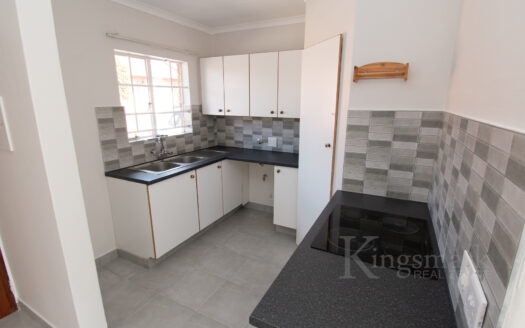 Newly renovated simplex to rent
