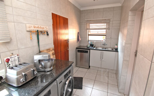 Spacious 3-Bedroom Home in Equestria